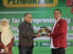 PEMBUKAAN